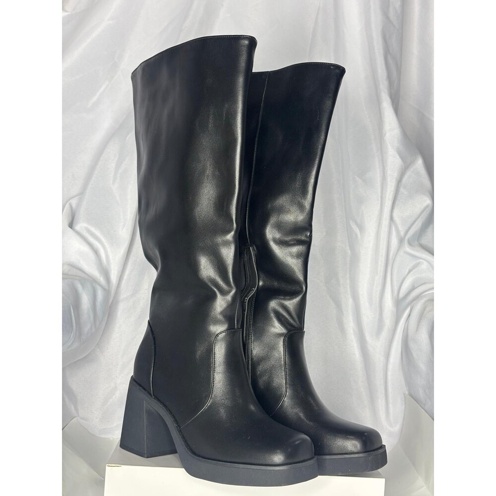 Women’s Black Faux Leather Knee High Round Toe Zip Boots Size 7 New Without Box